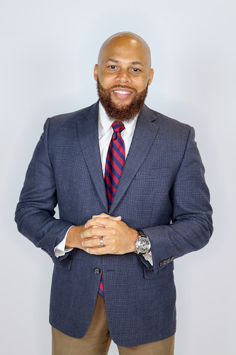 Contoh Foto Profil Menggunakan Pakaian Formal